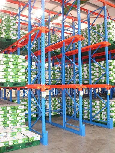 Selective Industrial Warehouse Heavy Duty Drive In Racking
